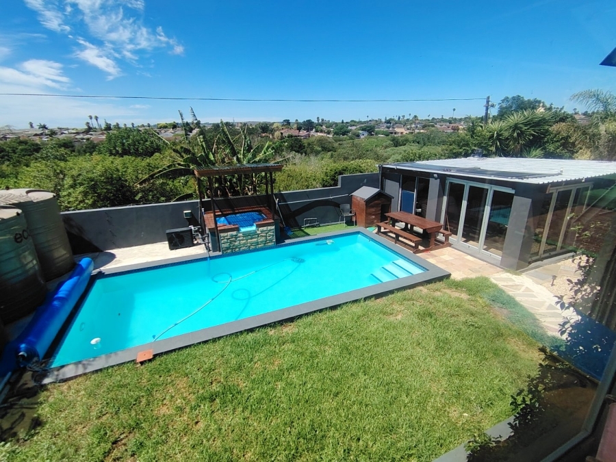 3 Bedroom Property for Sale in Kabega Park Eastern Cape
